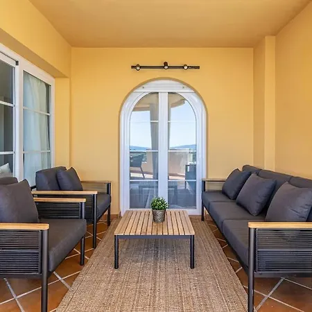 Ocean Views Apartm Next To Banus アパート マルベーリャ